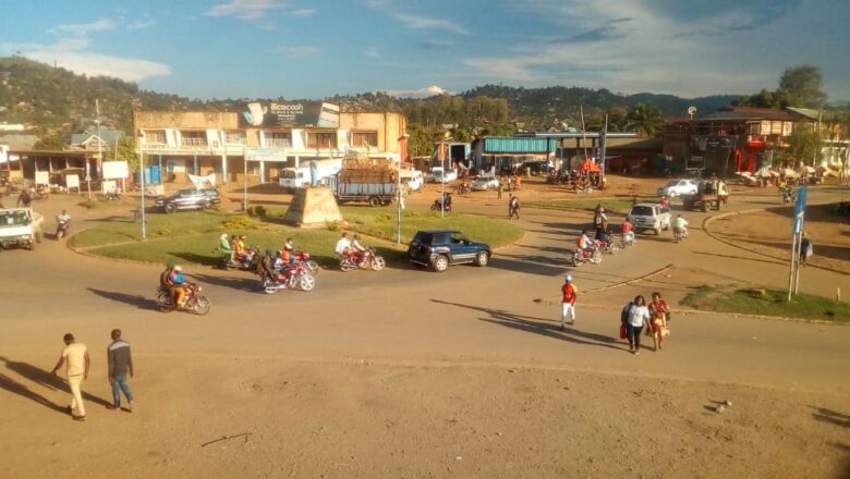 Nord-Kivu: Attaque à la machette dans une ferme de Beni; Un jeune homme grièvement blessé