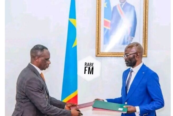 Jean-Paul Mbwebwa Kapo prend officiellement ses fonctions de Gouverneur du Kasaï Oriental