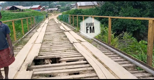 Urgence à Walikale: Le Pont de Luhoo en décomposition met en danger les usagers