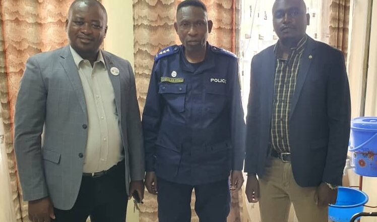 Amzati Lomami Wiston et Guy Bwanamukubwa: Ces élus municipaux en action devant l’autorité policière pour une Goma plus sécurisée